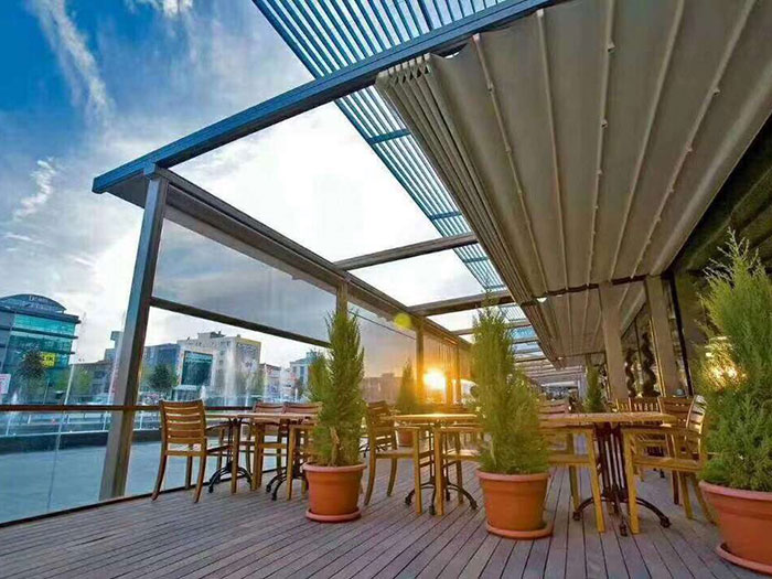 電動(dòng)折疊雨棚M500